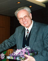 Prof. W. Hartwig Claußen