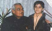 Mridul (rechts) mit seinem Vater